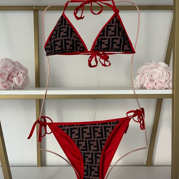 Fendi bikini - Picture 3 of 7